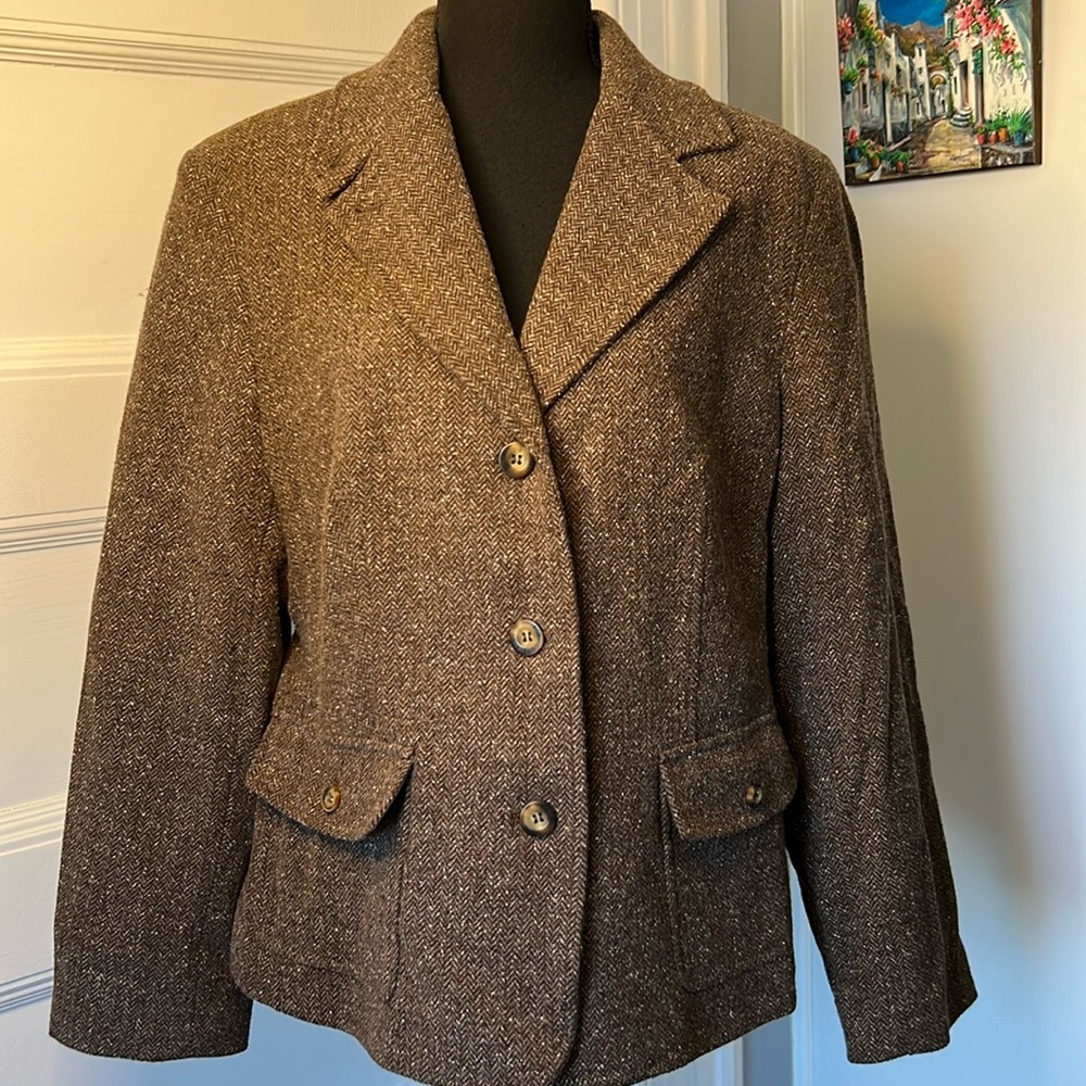 L. L. BEAN WOOL‎ SILK BLEND BLAZER